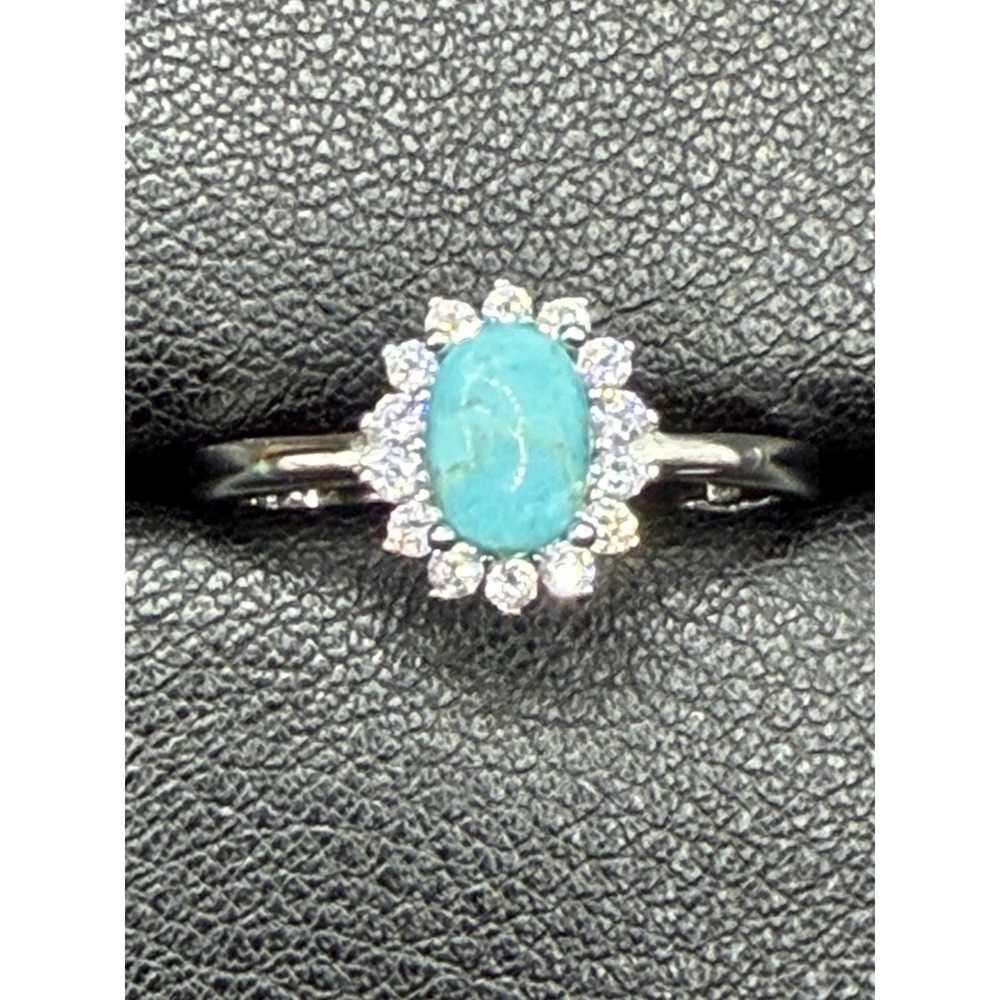 New Condition Sterling Silver Turquoise CZ Ring Size 7 J26